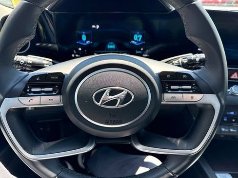 Certified 2023 Hyundai Elantra SEL w/ Convenience Package FWD image 9