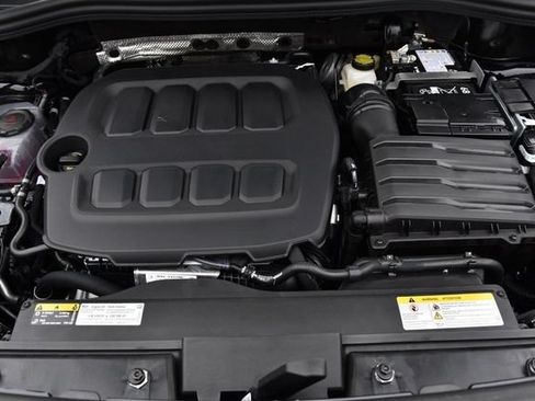 New 2026 Volkswagen Tiguan SE R-Line AWD/4WD image 27