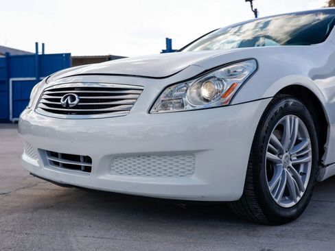 Used 2012 INFINITI G37 Journey w/ Premium Pkg image 29