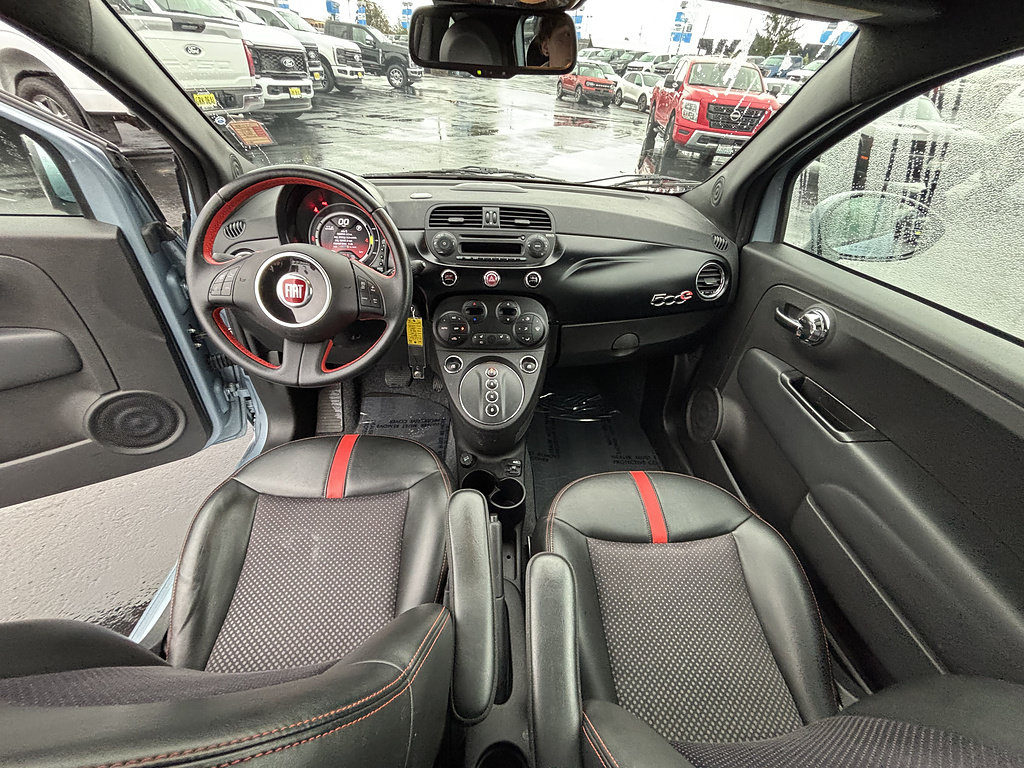 Used 2015 FIAT 500 e FWD image 17