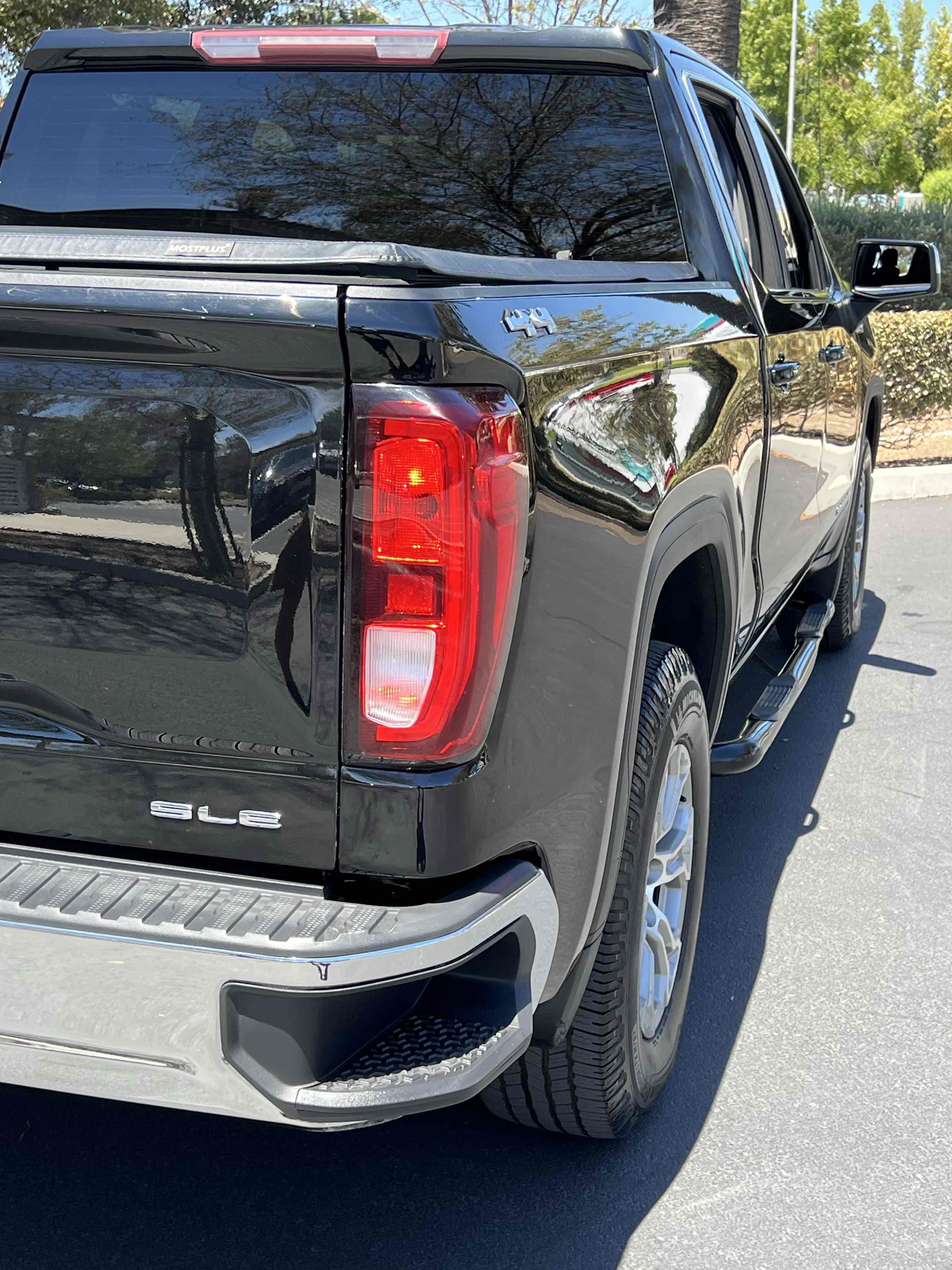 Used 2020 GMC Sierra 1500 SLE w/ SLE Value Package AWD/4WD image 53