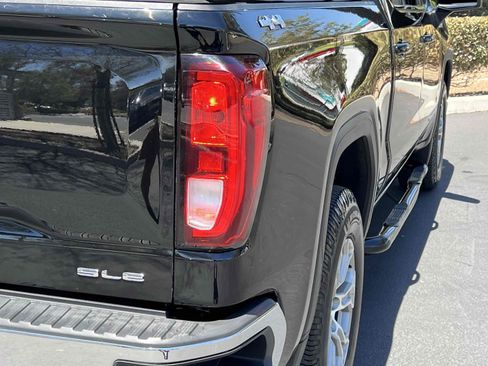 Used 2020 GMC Sierra 1500 SLE w/ SLE Value Package AWD/4WD image 53