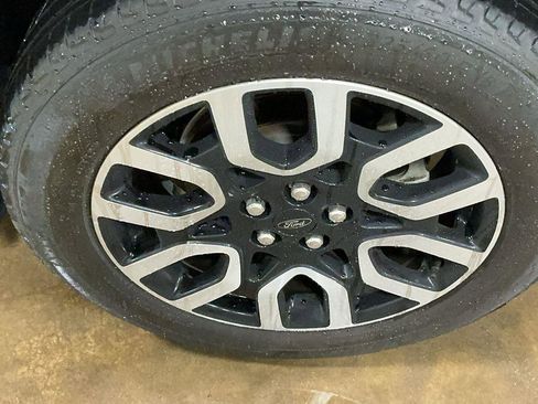 Certified 2022 Ford Maverick Lariat w/ Equipment Group 500A Standard image 5