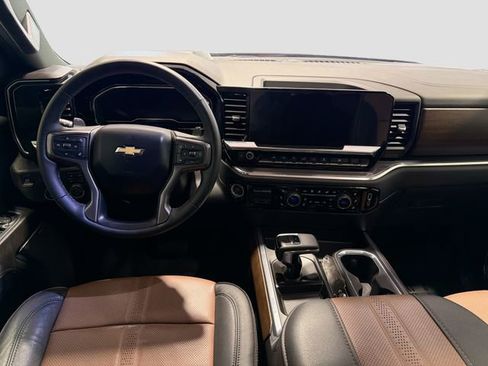 Certified 2024 Chevrolet Silverado 1500 High Country w/ High Country Premium Package image 23