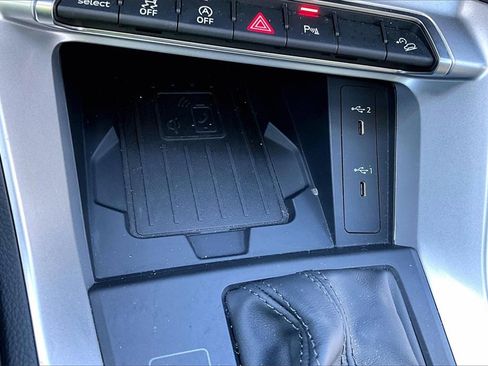 Certified 2024 Audi Q3 2.0T Premium w/ Convenience Package image 15