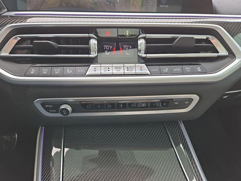 Used 2022 BMW X5 M50i w/ Executive Package image 20