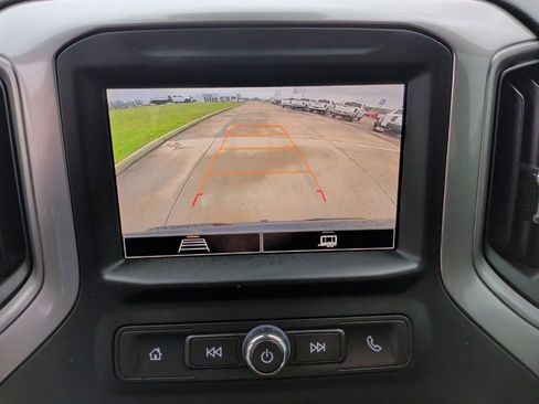 Used 2024 Chevrolet Silverado 1500 Custom image 23