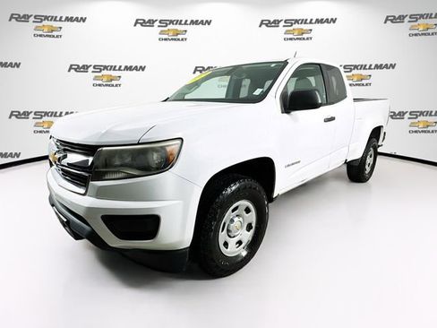 Used 2018 Chevrolet Colorado W/T image 3