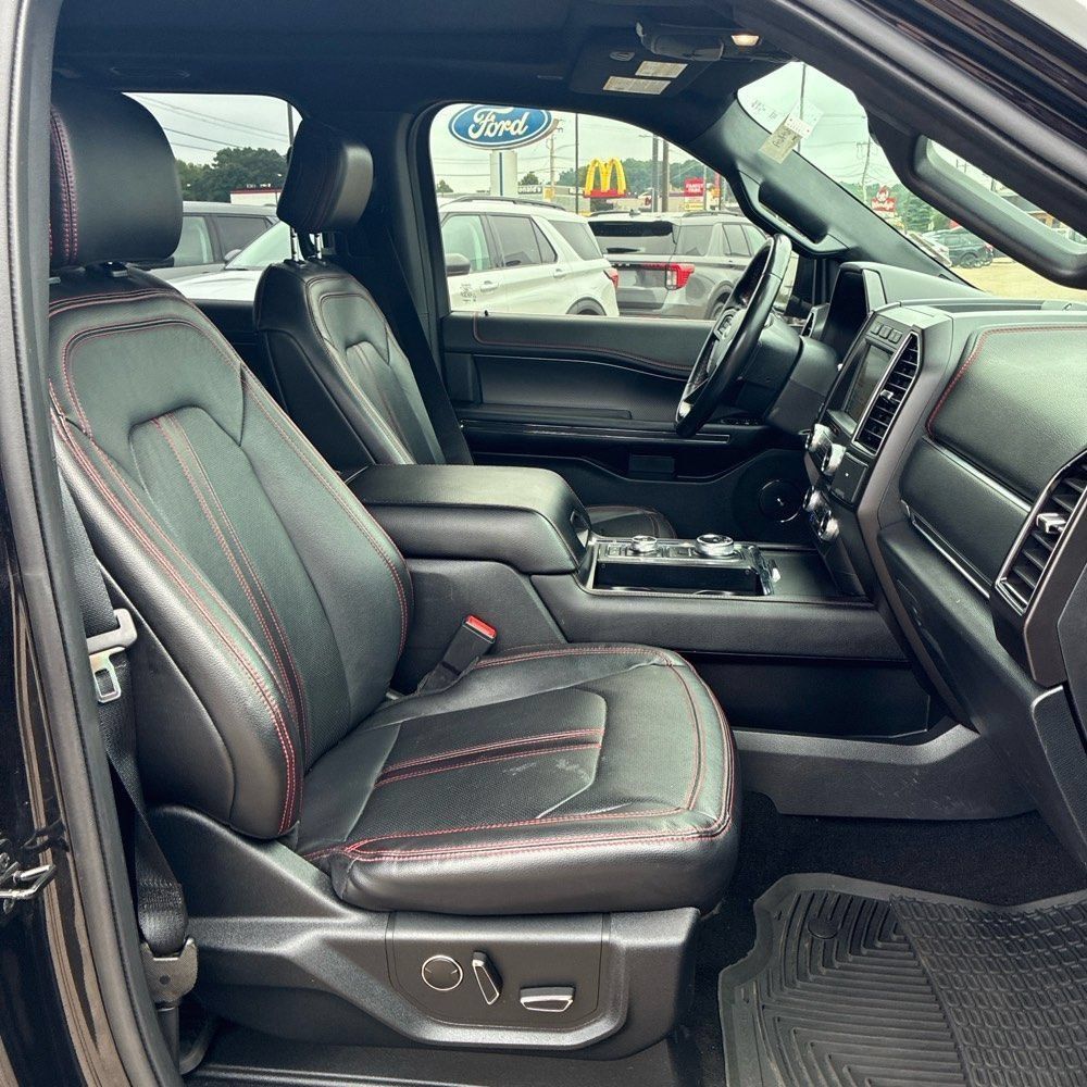 Used 2019 Ford Expedition Limited w/ Equipment Group 303A AWD/4WD image 6