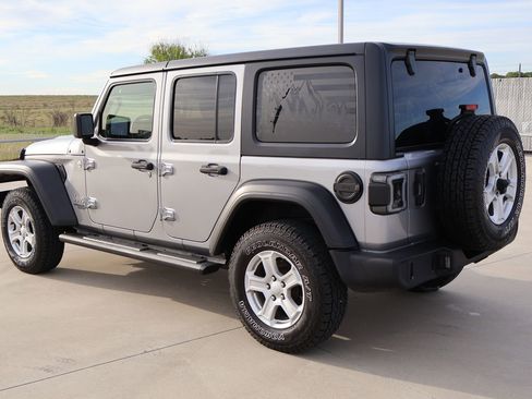 Used 2021 Jeep Wrangler Unlimited Sport image 10