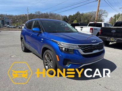 Used 2023 Kia Seltos LX