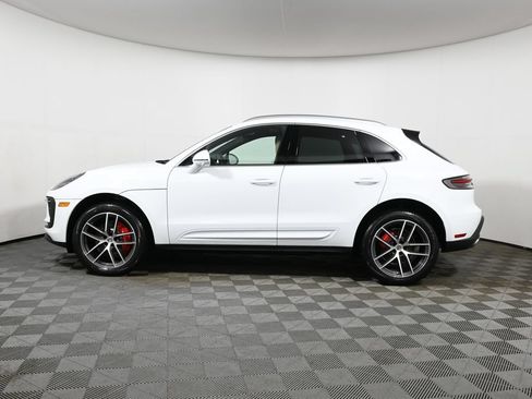 Used 2026 Porsche Macan S AWD/4WD image 2