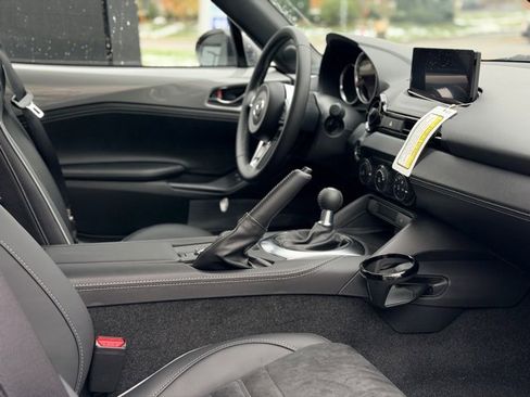 New 2025 MAZDA MX-5 Miata Club w/ Brembo/BBS Recaro Package image 12