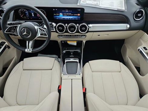 New 2026 Mercedes-Benz GLB 250 GLB 250 image 14