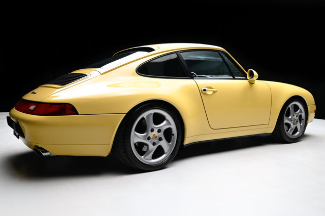 Used 1997 Porsche 911 Carrera RWD image 22