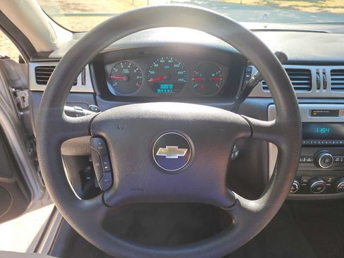 Used 2015 Chevrolet Impala Police FWD image 15