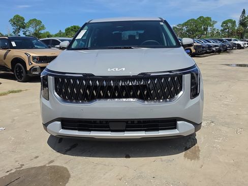 New 2027 Kia Carnival LX FWD image 3