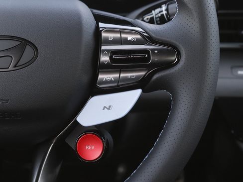 New 2025 Hyundai Elantra N image 19