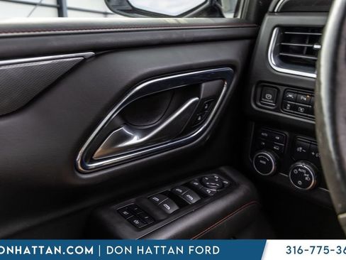 Used 2022 Chevrolet Tahoe RST w/ Luxury Package AWD/4WD image 12