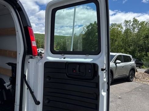 Used 2024 Chevrolet Express 2500 w/ Driver Convenience Package RWD image 18