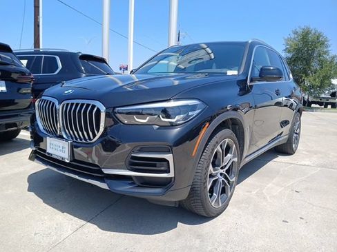 Used 2022 BMW X5 xDrive40i w/ Premium Package AWD/4WD image 3