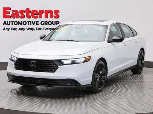Used 2024 Honda Accord Sport image 1