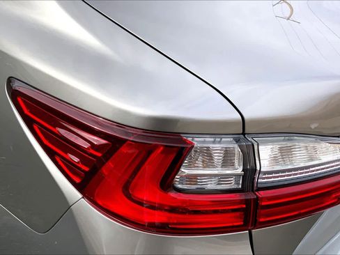 Used 2017 Lexus ES 350 image 25