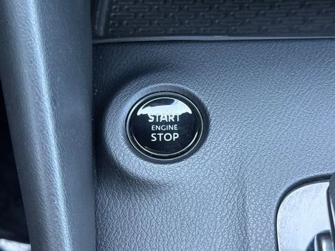 Used 2024 Nissan Z Performance w/ Floor Mat Package image 19