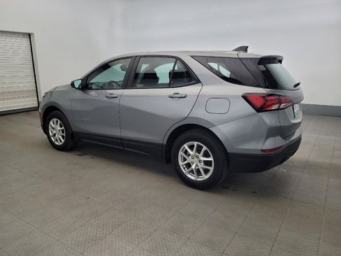 Used 2023 Chevrolet Equinox LS AWD/4WD image 3