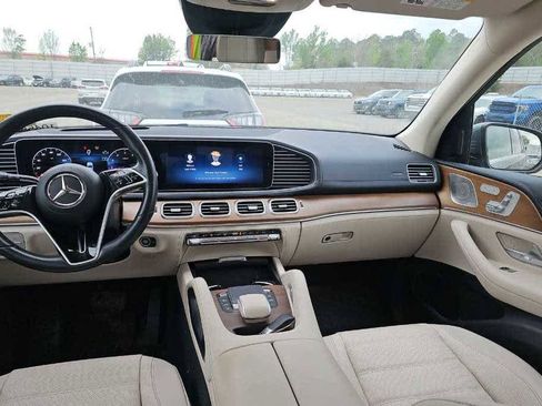 Used 2024 Mercedes-Benz GLE 350 4MATIC image 9
