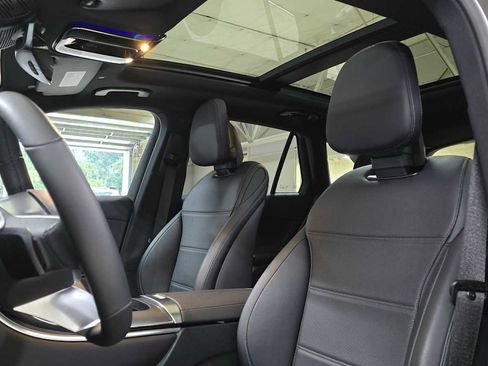Certified 2025 Mercedes-Benz GLC 350e 4MATIC image 21