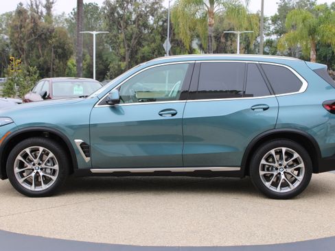 Used 2026 BMW X5 xDrive40i AWD/4WD image 2