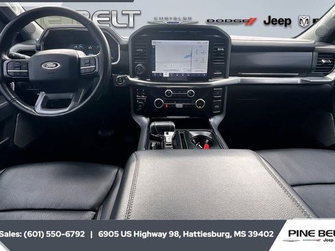 Used 2023 Ford F150 Lariat w/ Trailer Tow Package image 13