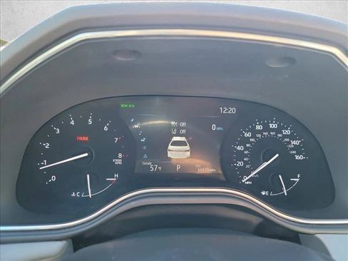 Used 2020 Toyota Avalon XLE image 18