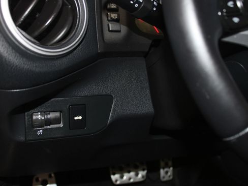 Used 2018 Subaru BRZ Limited RWD image 19