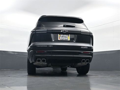 Certified 2025 Chevrolet Traverse High Country w/ LPO, Floor Liner Package image 27