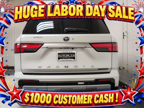 Used 2025 Toyota Sequoia Capstone AWD/4WD image 37