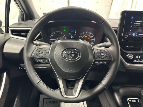 Used 2025 Toyota Corolla SE image 18