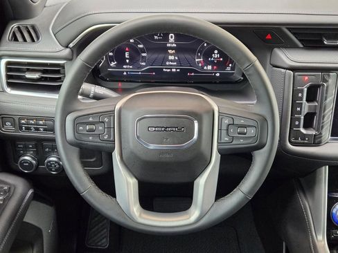 Used 2023 GMC Yukon Denali image 22