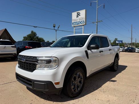 Used 2023 Ford Maverick XLT FWD image 3