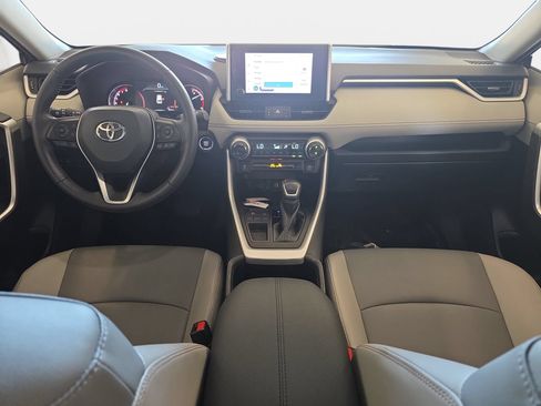 Used 2023 Toyota RAV4 XLE Premium FWD image 9