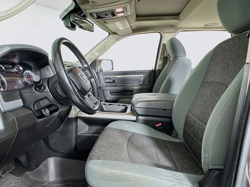 Used 2019 RAM 1500 Classic Warlock AWD/4WD image 10
