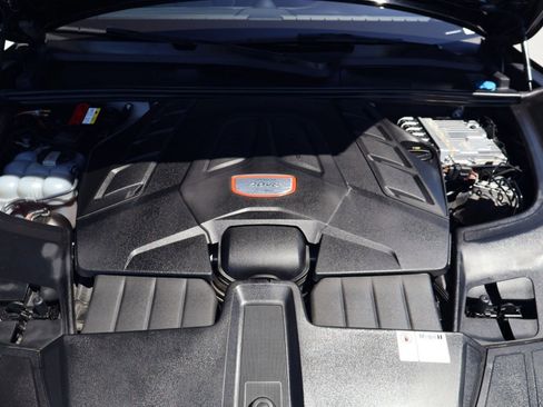 Certified 2019 Porsche Cayenne Turbo image 26