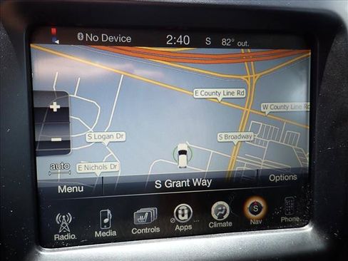 Used 2018 Jeep Cherokee Latitude Plus w/ Cold Weather Group AWD/4WD image 21