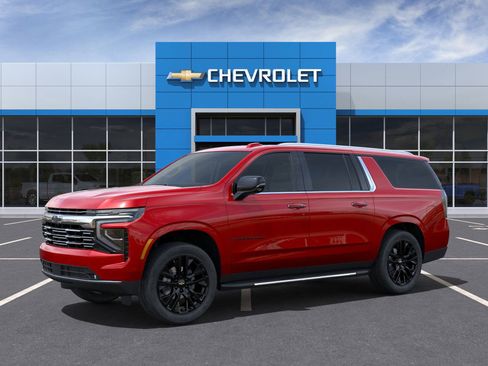 New 2025 Chevrolet Suburban Premier image 2