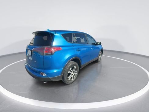 Used 2017 Toyota RAV4 LE w/ Carpet Mat Package FWD image 8
