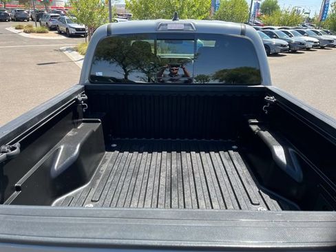 Used 2021 Toyota Tacoma SR5 RWD image 11