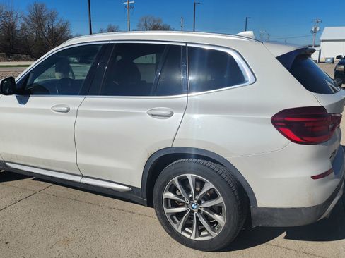 Used 2018 BMW X3 xDrive30i w/ Premium Package image 5
