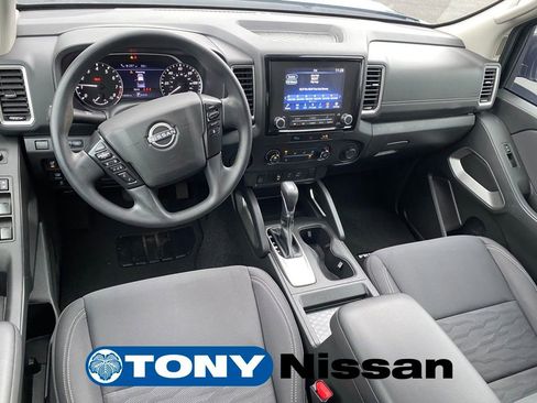 Used 2024 Nissan Frontier SV w/ Technology Package image 30