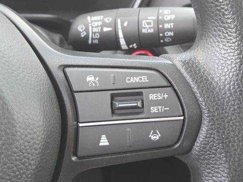 Used 2024 Honda CR-V EX image 8